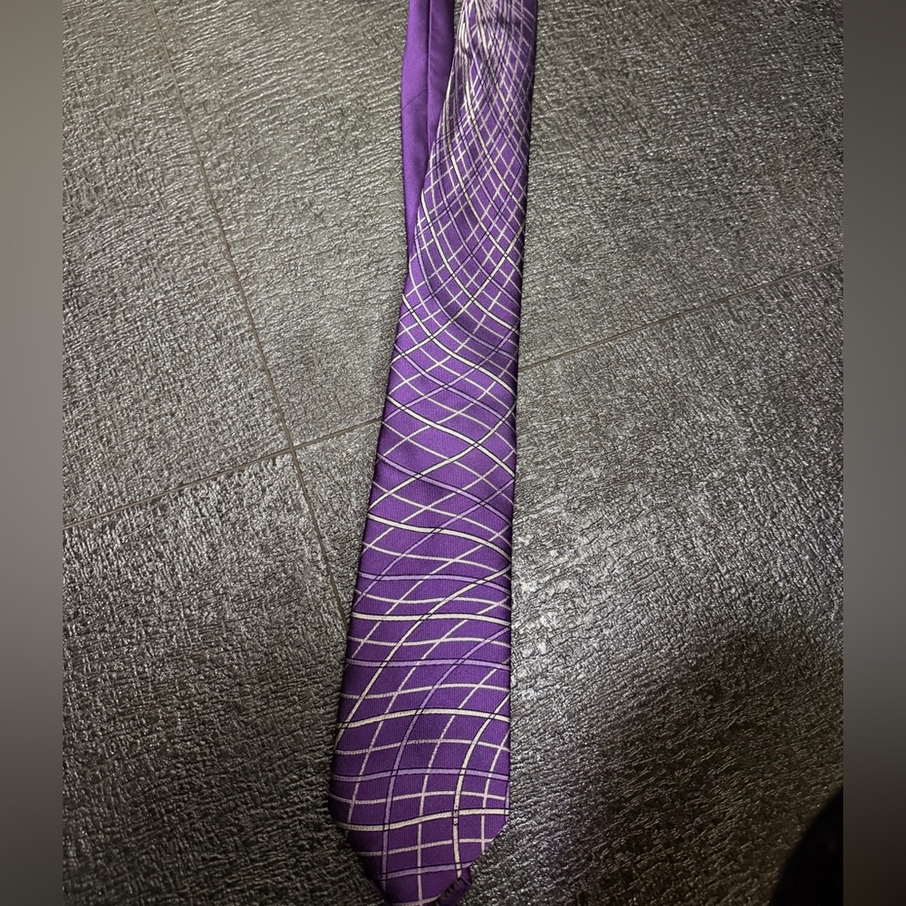 New Roberta Di Camerino Purple Geometric Pattern Tie